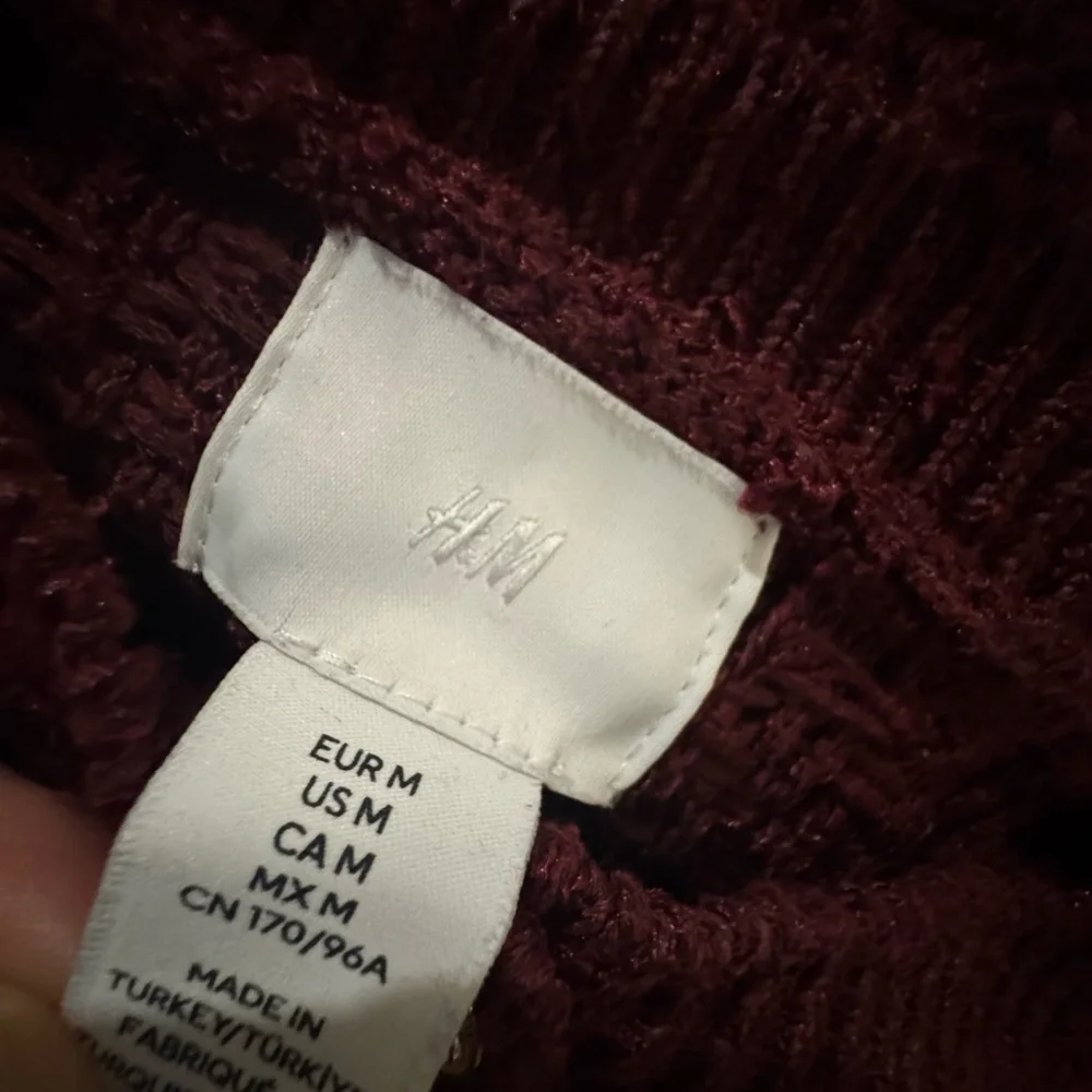 H&M Deep Red Textured Cardigan - Picture 4 of 4